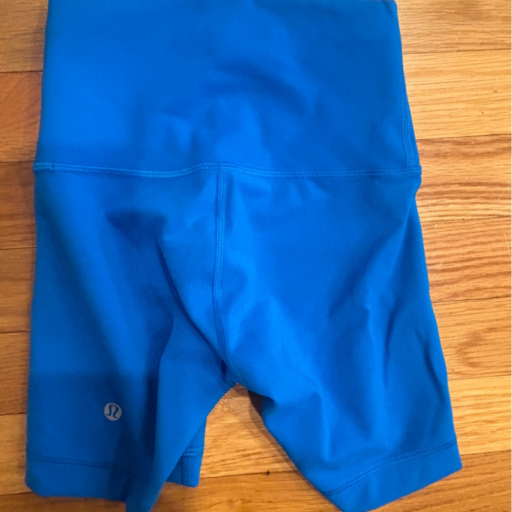 Lululemon Size 0 Biker Shorts